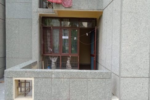 82 KV 1BHK semifurnished 11