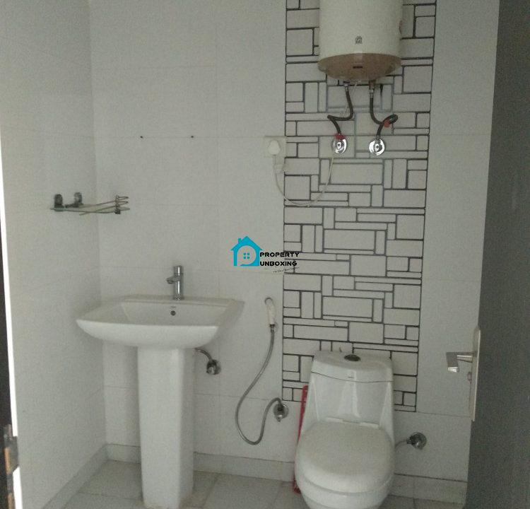 Gulshan_Vivante_Bathroom