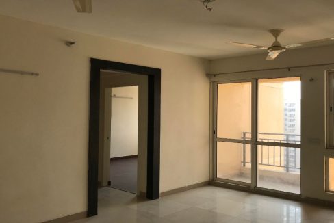 Sector 134 Kosmos 2BHK 945sqft Semifurnished 2